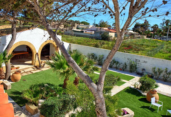 Villa Maraus: Außen, Draussen, Garten