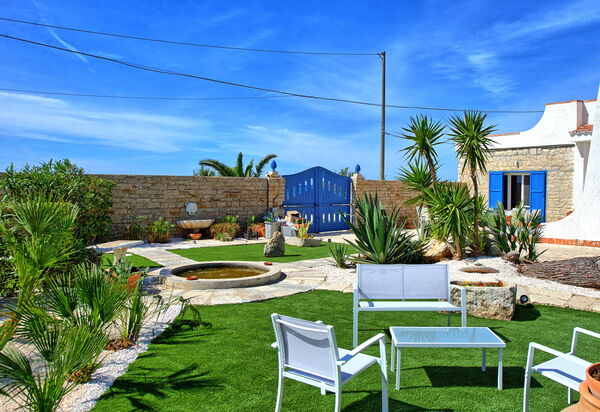 Villa Maraus: Außen, Draussen, Garten