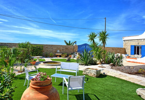 Villa Maraus: Außen, Draussen, Garten