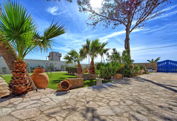 Villa Maraus: Außen, Draussen, Garten