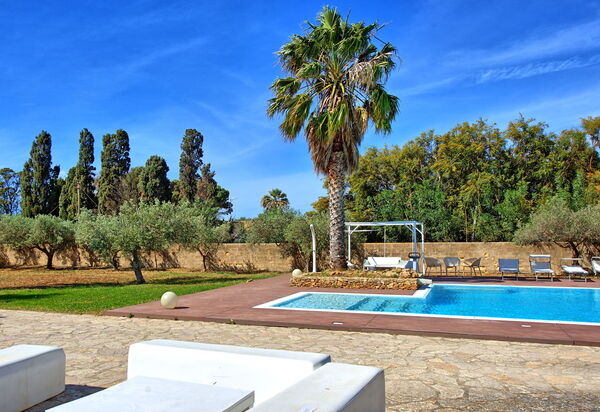 Villa Maraus: Außen, Draussen, Garten