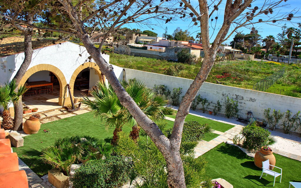 Villa Maraus: all'aperto, Esterni, Giardino