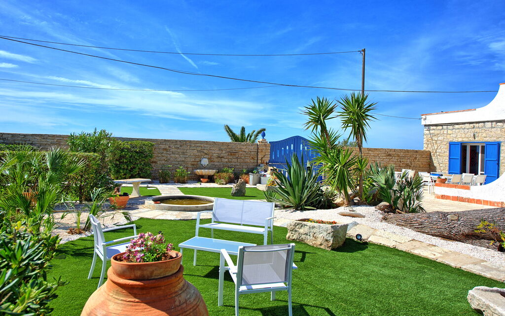 Villa Maraus: all'aperto, Esterni, Giardino