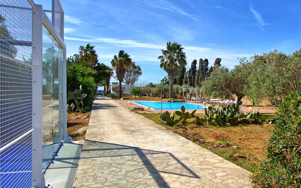 Villa Maraus: all'aperto, Esterni, Giardino