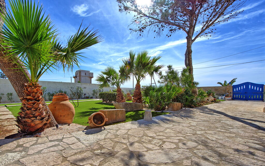 Villa Maraus: all'aperto, Esterni, Giardino