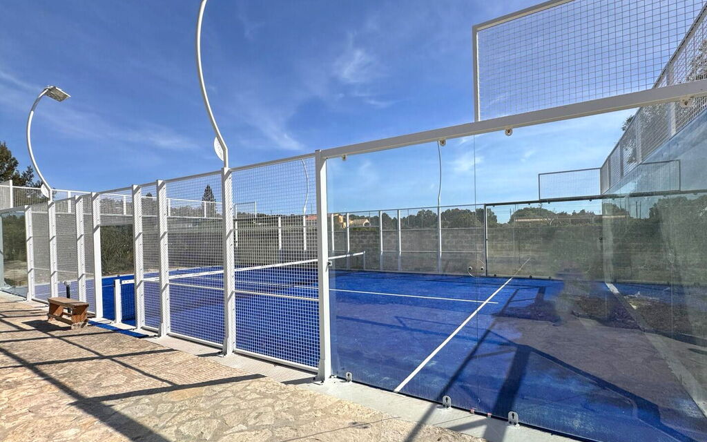 Villa Maraus: all'aperto, Attività, Esterni