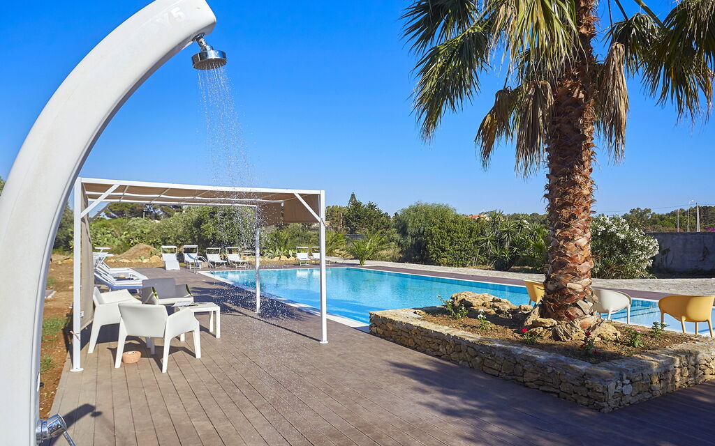 Villa Maraus: all'aperto, Esterni, Piscina