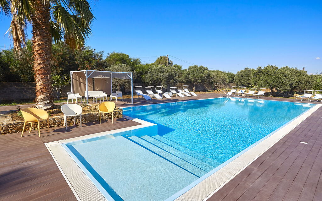 Villa Maraus: all'aperto, Esterni, Piscina