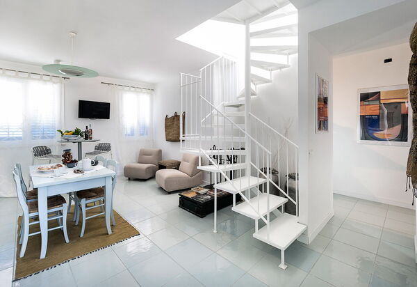 Spuma Di Mare: Dining Room, Kitchen, Living Room