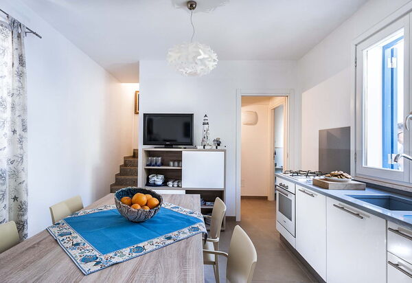 Lisca Bianca: Гостиная, Кухня