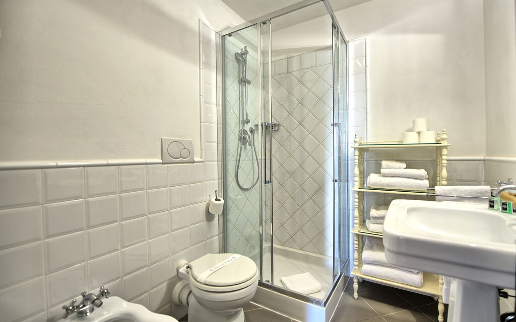 Villa Cona: Bathroom