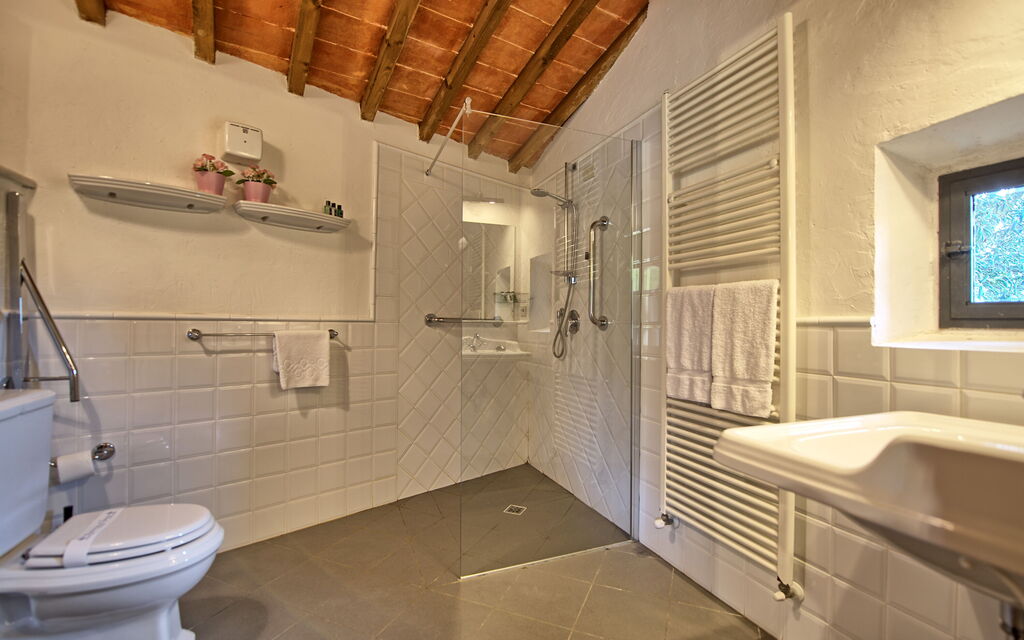 Villa Cona: Bathroom