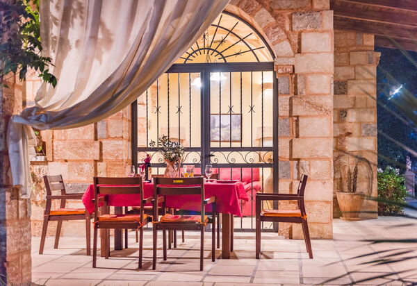 Villa Astrea: Außen, Balkon / Terrasse / Patio