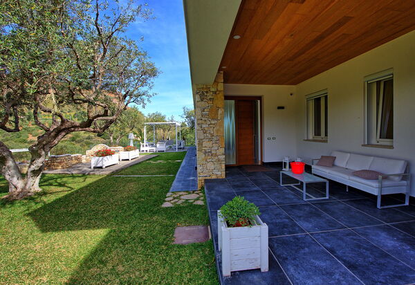 Villa Demetra: Building Exterior, Garden, Outdoor