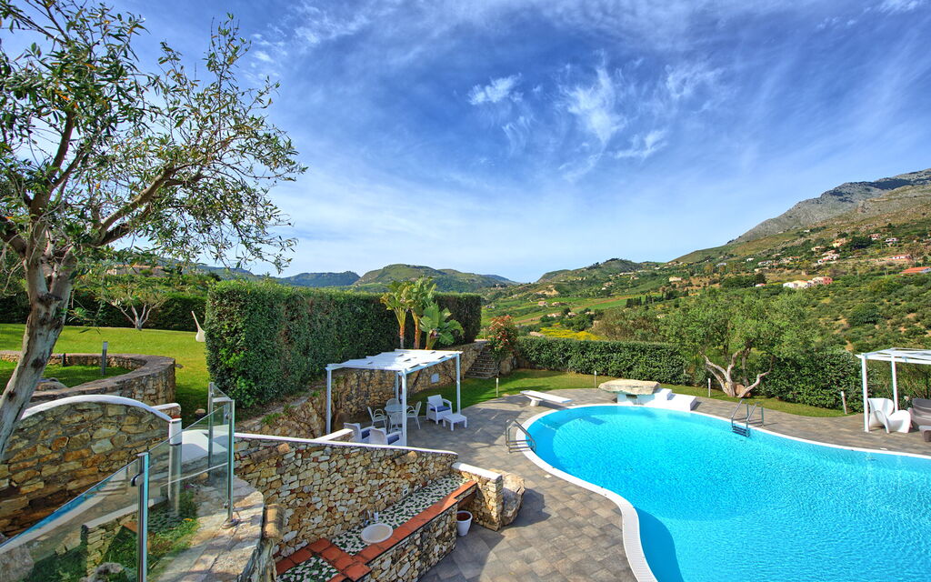 Villa Demetra: Building Exterior, Outdoor, Pool