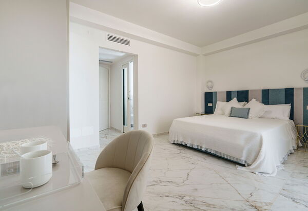 Grand Tour Villa: Bedroom