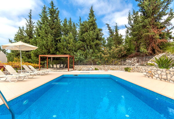 Villa Giorgos: бассейн, Открытый, Экстерьеры