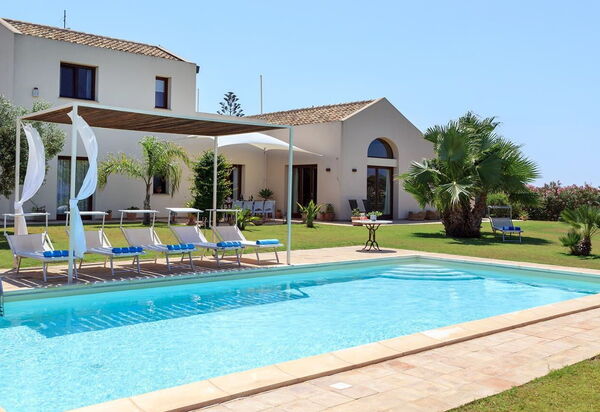 Villa Casale: Außen, Draussen, Garten, Schwimmbad