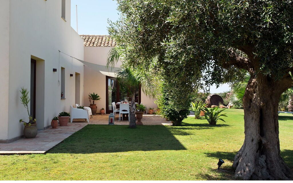 Villa Casale: all'aperto, Esterni, Giardino