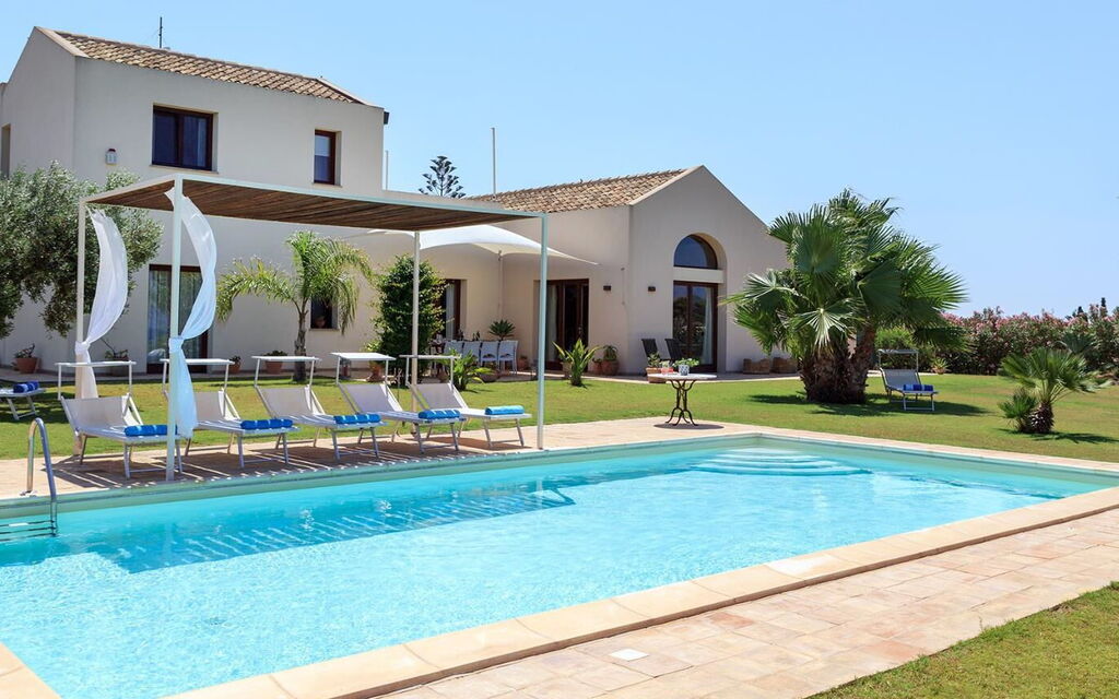 Villa Casale: all'aperto, Esterni, Giardino, Piscina