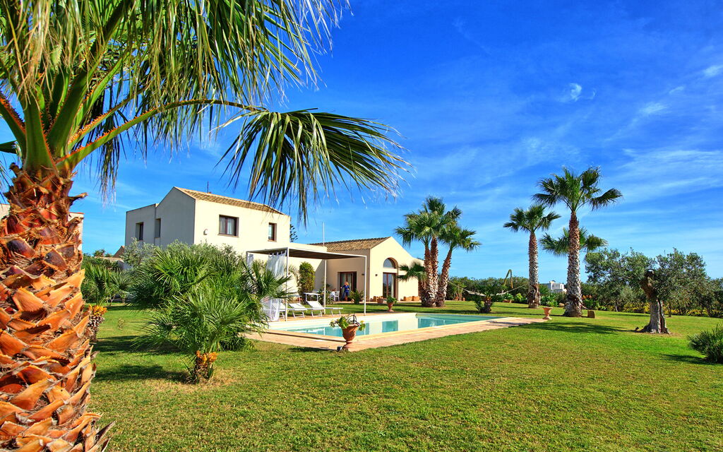 Villa Casale: all'aperto, Esterni, Giardino, Piscina