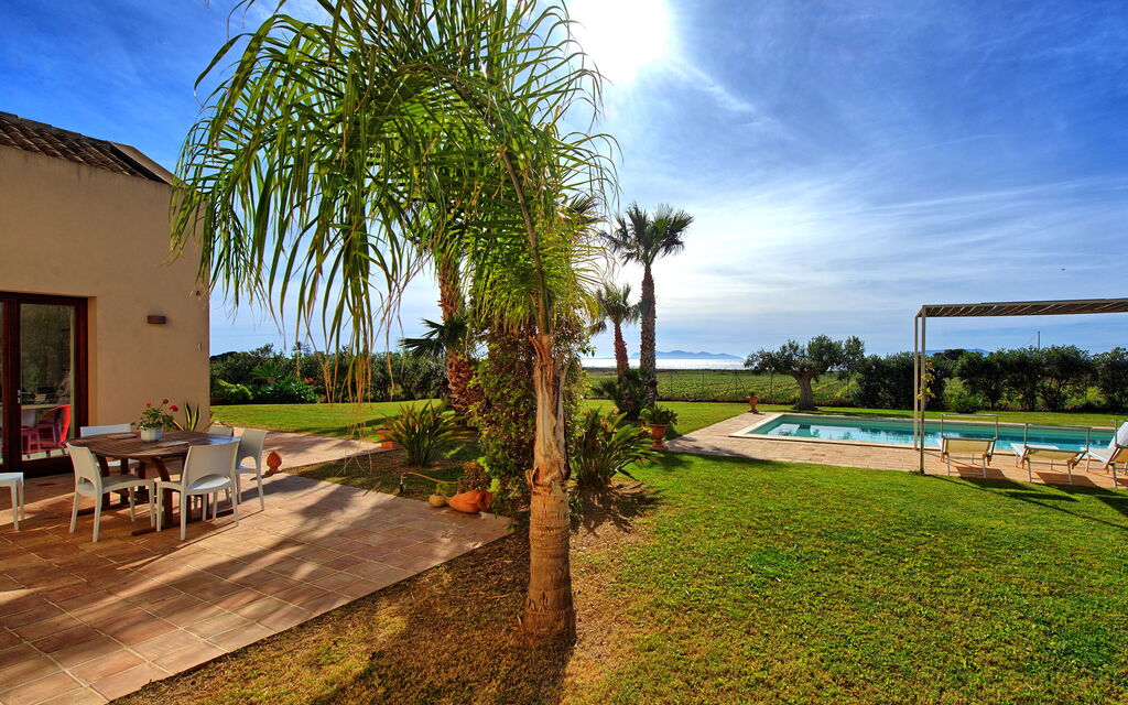 Villa Casale: all'aperto, Esterni, Giardino, Piscina