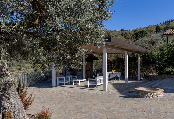 Villa Acquaviva: Balkon / Terrasse / Patio, Garten