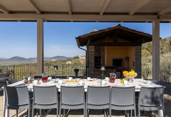Villa Acquaviva: Balkon / Terrasse / Patio, Garten