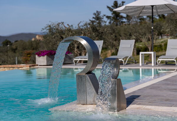 Villa Acquaviva: Schwimmbad