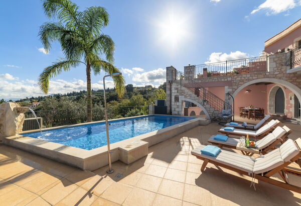 Villa Kois: бассейн, Открытый, Экстерьеры