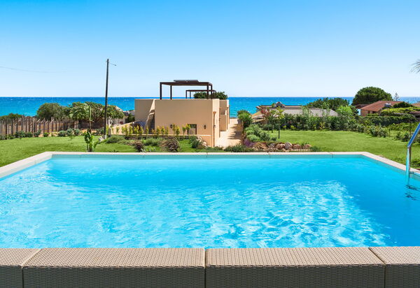 Magnolia Marina di Modica: Ansichten, Außen, Draussen, Garten, Schwimmbad