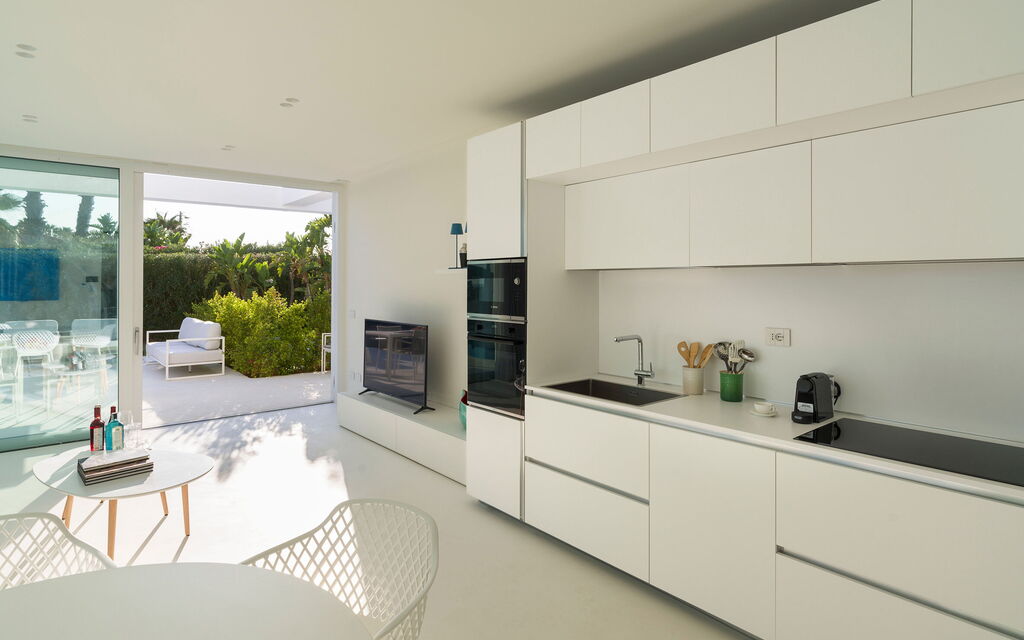 Villa Gadir: Dining Room, Kitchen, Living Room