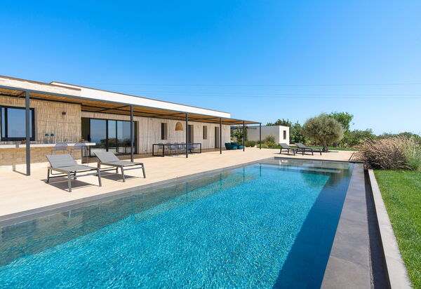 Villa Passo Salina: Garten, Schwimmbad