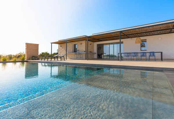 Villa Passo Salina: Schwimmbad