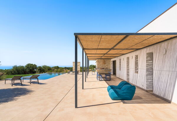 Villa Passo Salina: Balkon / Terrasse / Patio, Schwimmbad