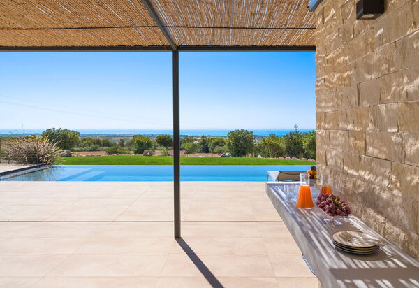 Villa Passo Salina: Balkon / Terrasse / Patio, Schwimmbad