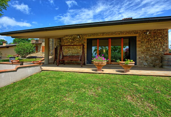 Villa Paradiso: Garten