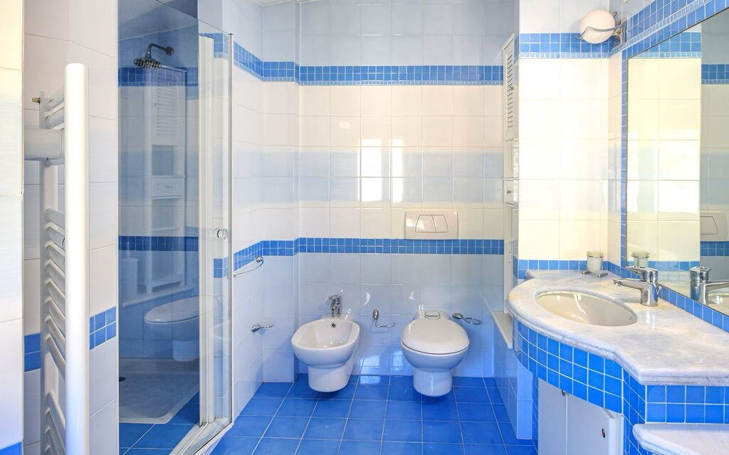 Villa Paradiso: Bagno