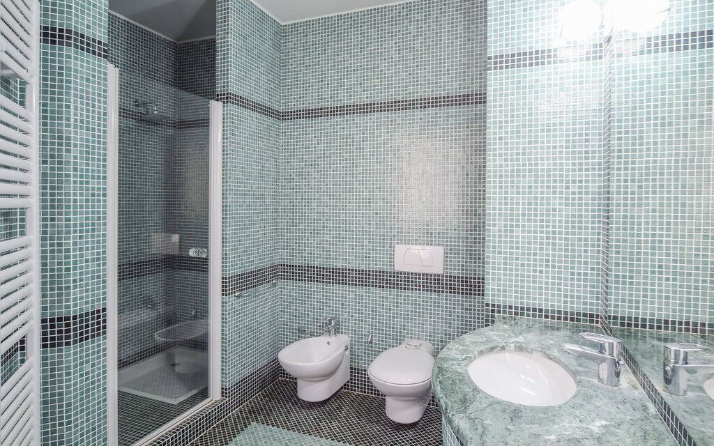 Villa Paradiso: Bagno