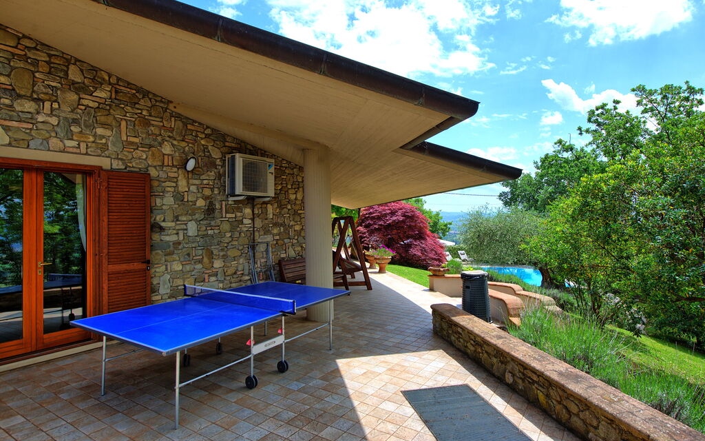 Villa Paradiso: Balcone / Terrazza / Patio, Esterni, Giardino