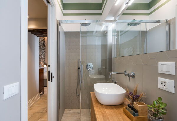 Villa Giuffrè: Bathroom