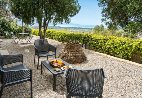 Villa Giuffrè: Balcony / Terrace / Patio, Building Exterior, Outdoor, Scenic View