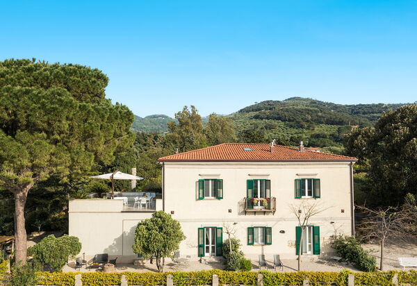 Villa Giuffrè: Building Exterior, Outdoor