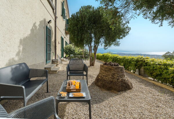 Villa Giuffrè: Balcony / Terrace / Patio, Building Exterior, Outdoor, Scenic View