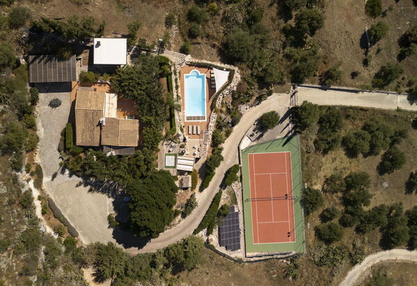 Villa Petra: Draussen