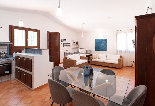 Villa Petra: Esszimmer, Küche, Wohnzimmer