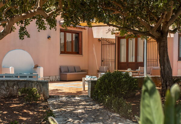 Villa Petra: Außen, Balkon / Terrasse / Patio, Draussen, Garten