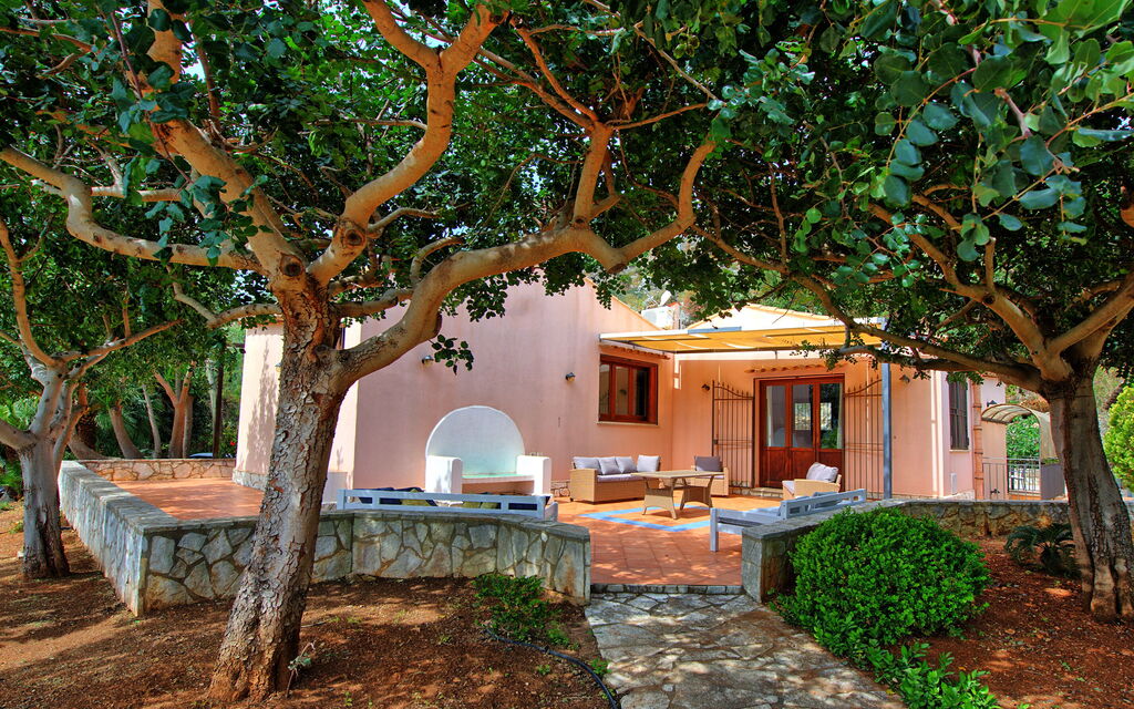 Villa Petra: Building Exterior, Garden, Outdoor