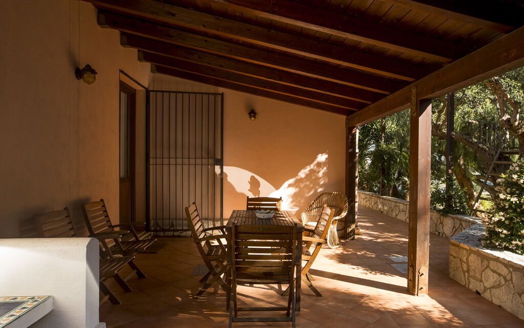 Villa Petra: Balcony / Terrace / Patio, Outdoor