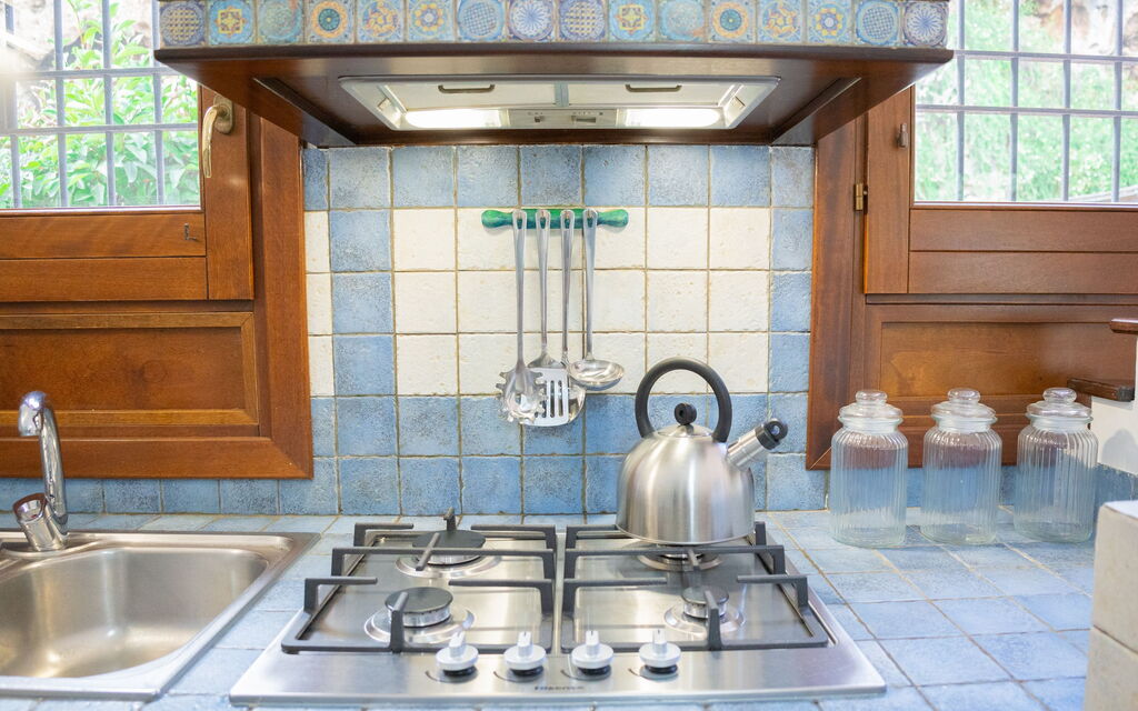 Villa Petra: Kitchen, Room Detail